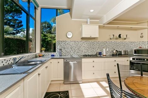 Photo of property in 9 Hobson Heights Road, Lucas Heights, Auckland, 0632