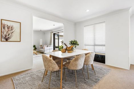 Photo of property in 5 Grenache Place, Rototuna, Hamilton, 3210