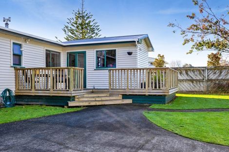 Photo of property in 351 South Road, Hawera, 4674