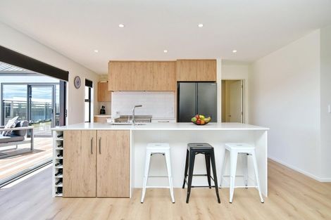 Photo of property in 17 Angus Place, Rangiora, 7400