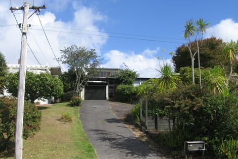 Photo of property in 45 Parr Terrace, Castor Bay, Auckland, 0620
