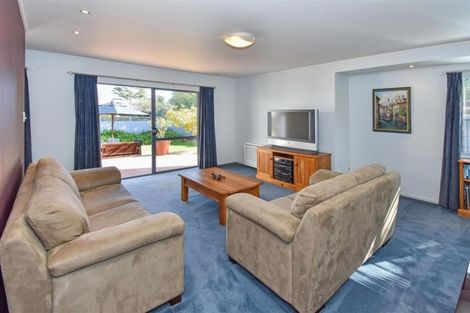Photo of property in 29 Lemonwood Place, The Gardens, Auckland, 2105