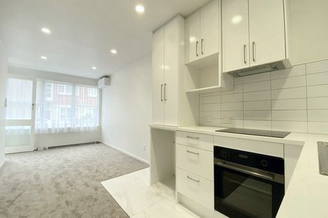 Photo of property in 2/67a Second Avenue, Kingsland, Auckland, 1021