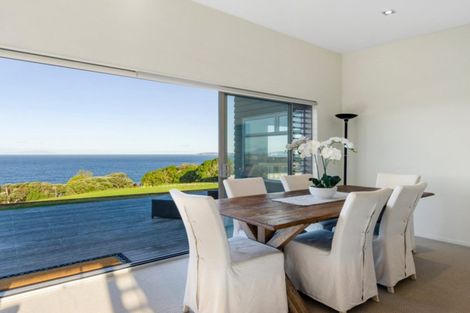 Photo of property in 22 Wonderview Road, Leigh, 0985