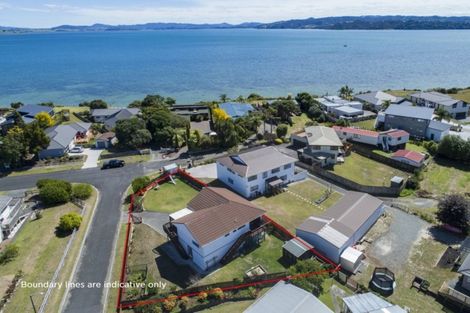 Photo of property in 28 Manaia View Road, One Tree Point, 0118