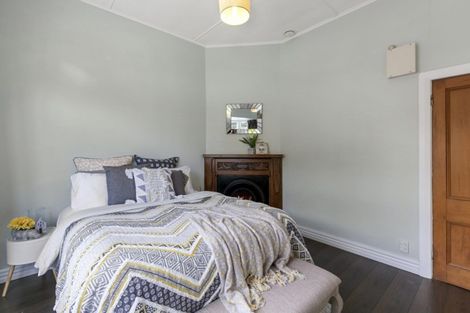 Photo of property in 11 Royal Street, Berhampore, Wellington, 6023