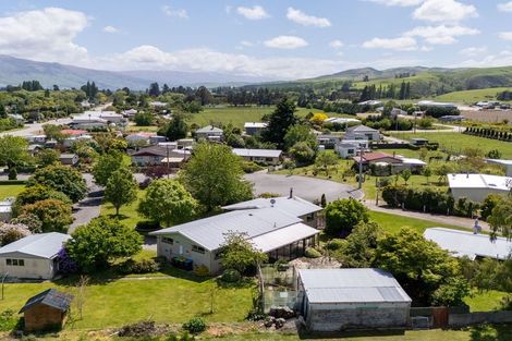 Photo of property in 7 Ormaglade Place, Millers Flat, Roxburgh, 9572