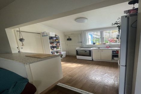 Photo of property in 124 Aro Street, Aro Valley, Wellington, 6021