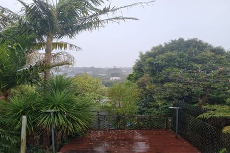 Photo of property in 102 Saddleback Rise, Murrays Bay, Auckland, 0630