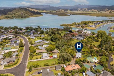 Photo of property in 52b Robinson Road, Whitianga, 3510