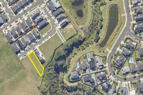 Photo of property in 5 Fjord Way, Karaka, Papakura, 2113