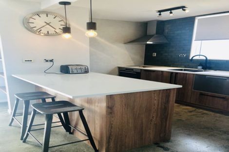 Photo of property in 11/76 Freyberg Street, Lyall Bay, Wellington, 6022