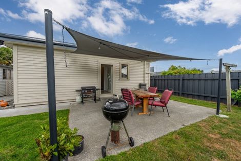Photo of property in 106 Meeanee Road, Taradale, Napier, 4112