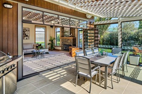 Photo of property in 24a Hautana Square, Woburn, Lower Hutt, 5010