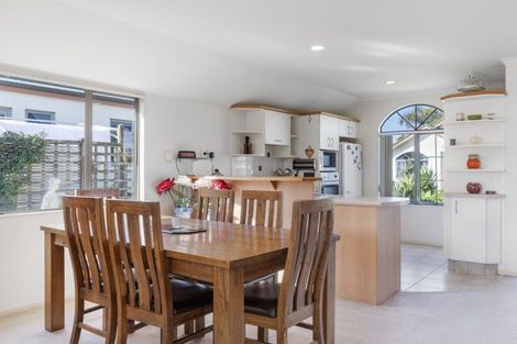 Photo of property in Seacrest, 7/200 Papamoa Beach Road, Papamoa Beach, Papamoa, 3118