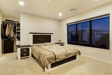 Photo of property in 1 Toanui Road, Hobsonville, Auckland, 0616