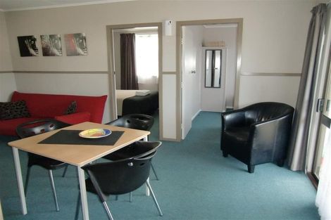 Photo of property in 4/119 Junction Road, Welbourn, New Plymouth, 4371