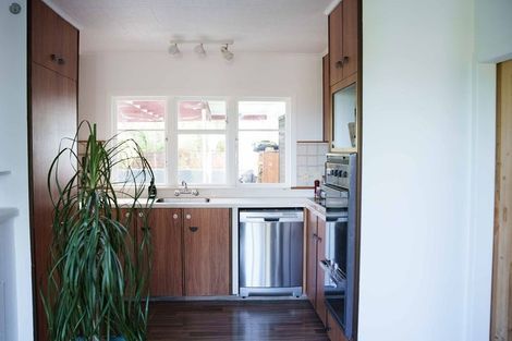 Photo of property in 25 Maire Street, Tahunanui, Nelson, 7011