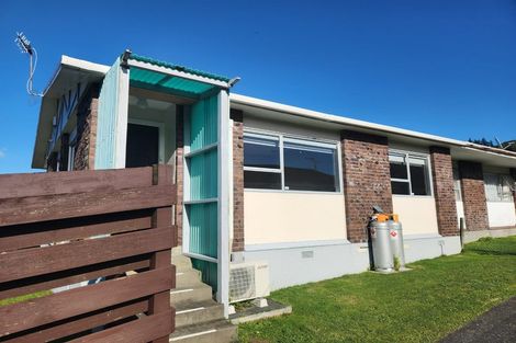 Photo of property in 315 Wellington Road, Wainuiomata, Lower Hutt, 5014