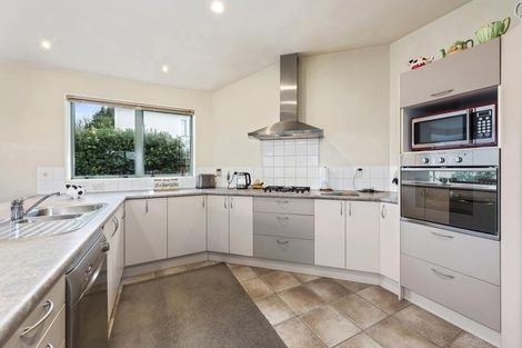 Photo of property in 10a Bracken Street, Wallaceville, Upper Hutt, 5018