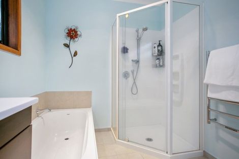 Photo of property in 28 Sheridan Crescent, Leamington, Cambridge, 3432