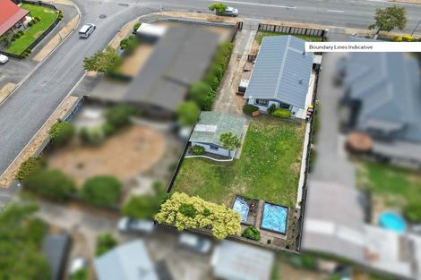 Photo of property in 135 Queenspark Drive, Parklands, Christchurch, 8083