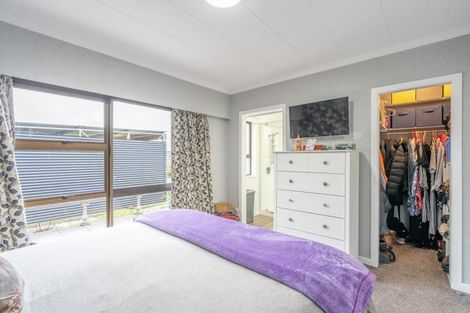 Photo of property in 240 Dunns Road, Otatara, Invercargill, 9879