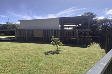 Photo of property in 6 Coey Place, Glen Eden, Auckland, 0602