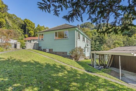 Photo of property in 70 Glenpark Avenue, Frankleigh Park, New Plymouth, 4310