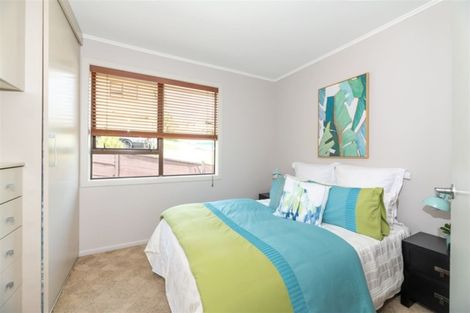 Photo of property in 1/80 Bond Crescent, Forrest Hill, Auckland, 0620