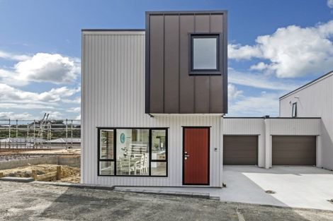 Photo of property in 30 Waihou Crescent, Albany Heights, Auckland, 0632