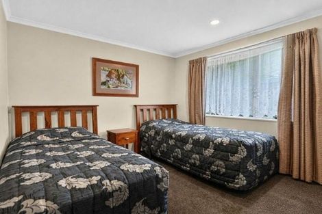 Photo of property in 35 Nottingham Drive, Hamilton East, Hamilton, 3216