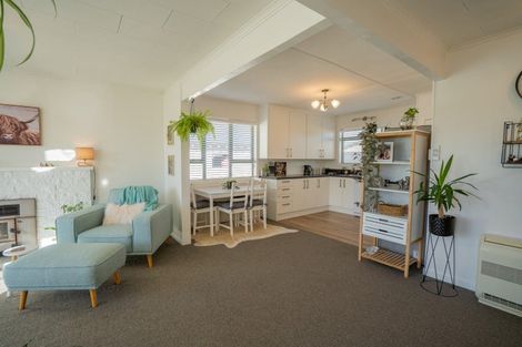 Photo of property in 52 John Street, Winton, 9720