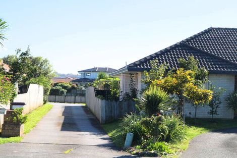 Photo of property in 1/135 Millhouse Drive, Golflands, Auckland, 2013
