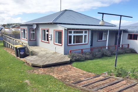 Photo of property in 35 Mersey Street, South Hill, Oamaru, 9400