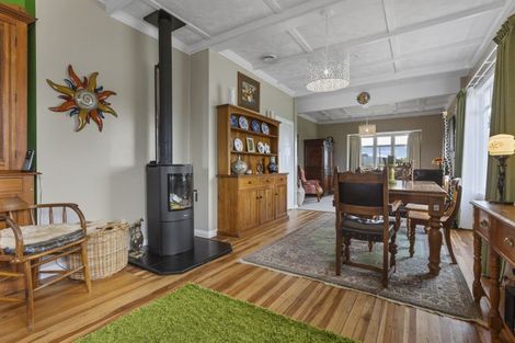 Photo of property in 403 Opunake Road, Cardiff, Stratford, 4391