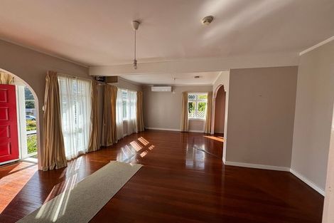 Photo of property in 7 Crofton Road, Ngaio, Wellington, 6035