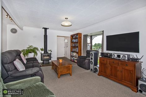 Photo of property in 17 Granfield Place, Te Kamo, Whangarei, 0112