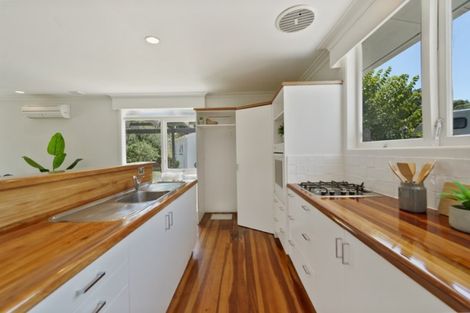 Photo of property in 4 Windsor Road, Maeroa, Hamilton, 3200