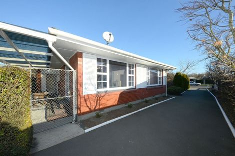 Photo of property in 8 Ambleside Drive, Burnside, Christchurch, 8053