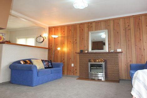 Photo of property in 45 Nash Parade, Foxton Beach, Foxton, 4815