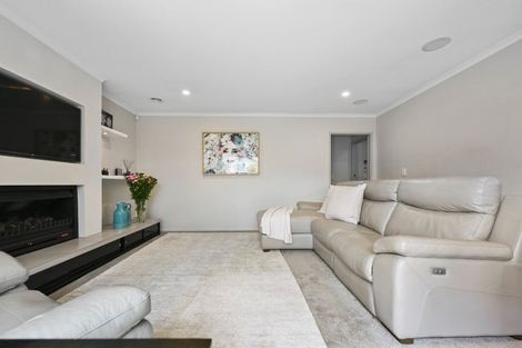 Photo of property in 3 Derbyshire Place, Dinsdale, Hamilton, 3204