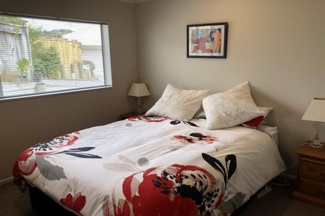 Photo of property in 26 Speldhurst Grove, Stokes Valley, Lower Hutt, 5019