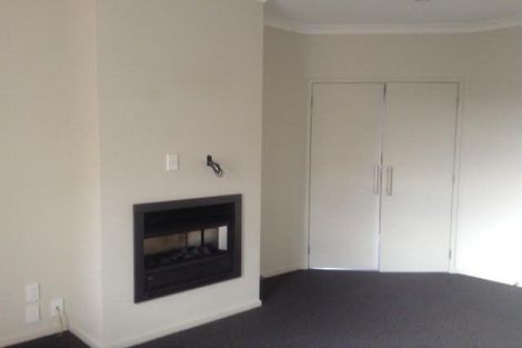 Photo of property in 9a Gillean Street, Havelock North, 4130