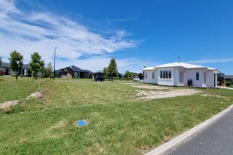 Photo of property in 16 Maison Way, Rangatira Park, Taupo, 3330