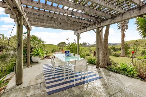 Photo of property in 175 Mcgregor Road, Clevedon, Papakura, 2582