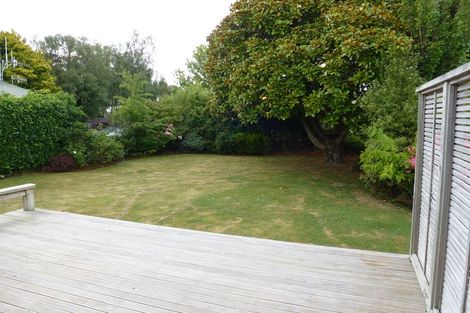 Photo of property in 101 Ruamahanga Crescent, Terrace End, Palmerston North, 4410