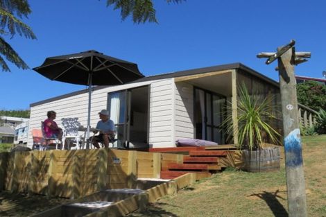 Photo of property in 212 Russell Bruce Place, Onemana, Whangamata, 3691