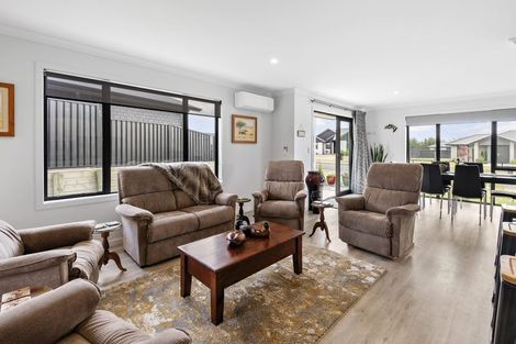 Photo of property in 14 Windermere Drive, Te Awamutu, 3800