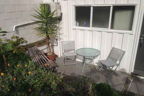 Photo of property in 70 Homebush Road, Khandallah, Wellington, 6035